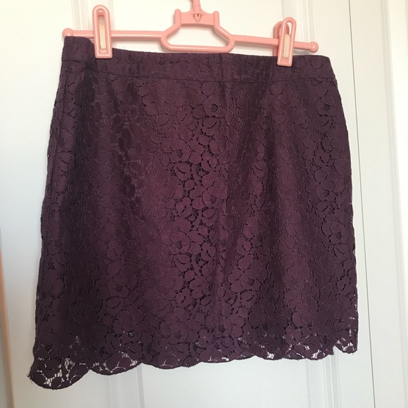 Aritzia tulula skirt in size 2 - Picture 1 of 4